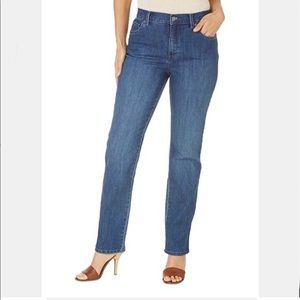 Gloria Vanderbilt Phoenix Wash Amanda Jeans